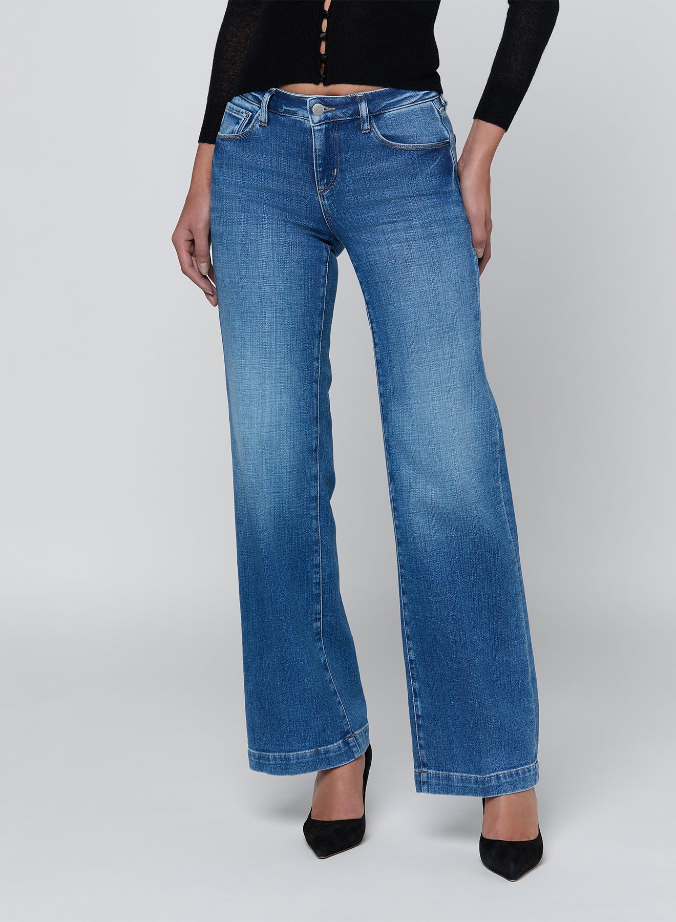 Joanne Low-Rise Wide-Leg Jean