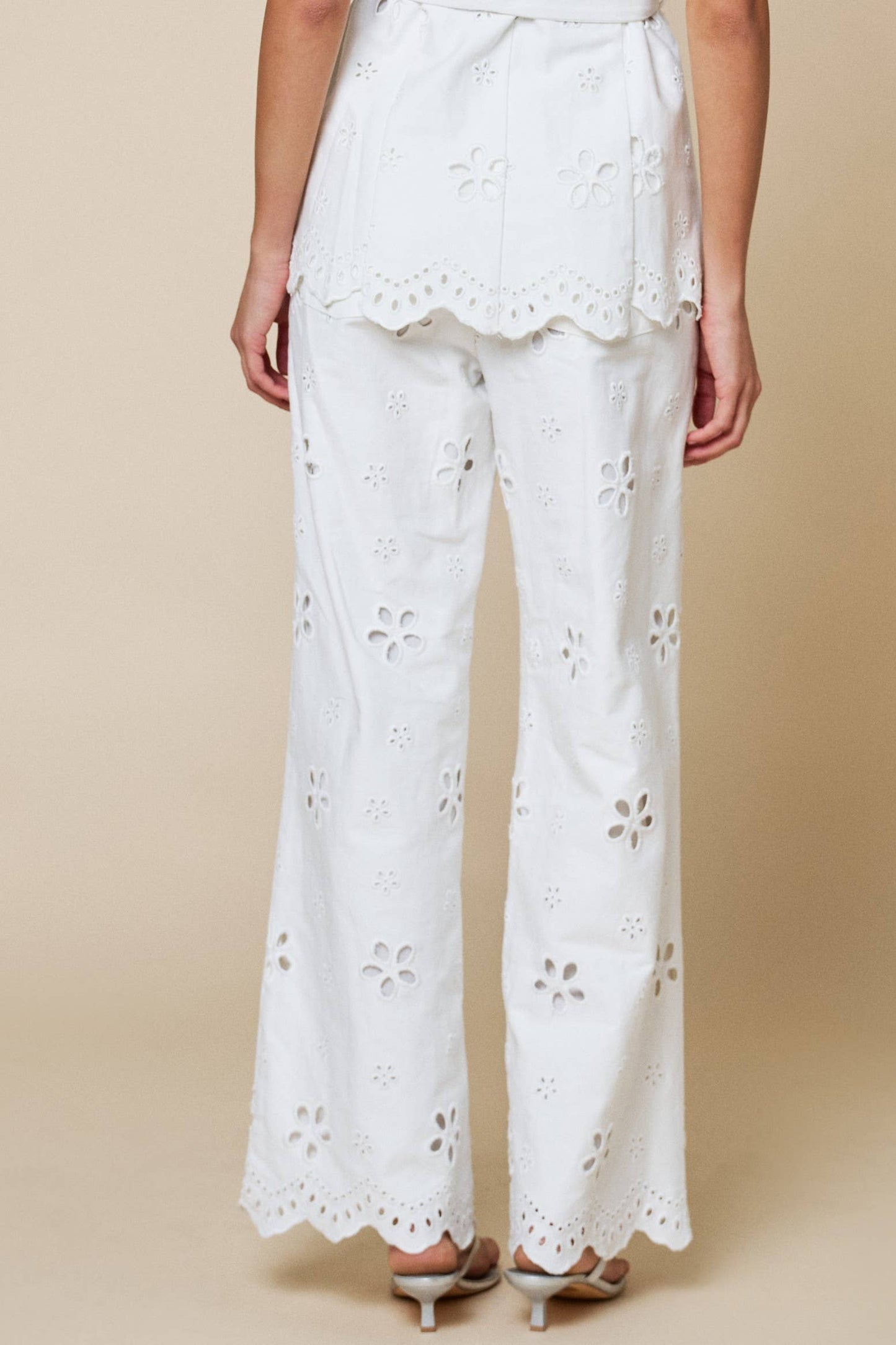 Max Floral Embroidery Scalloped Pants