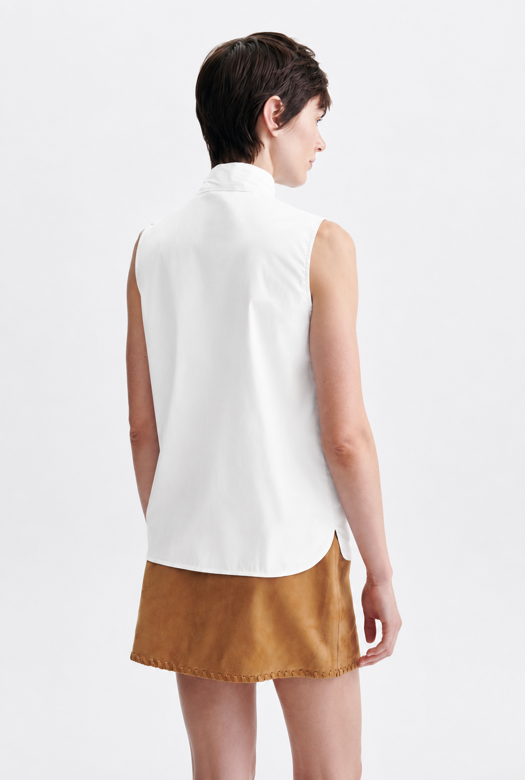 Hilly Sleeveless Blouse