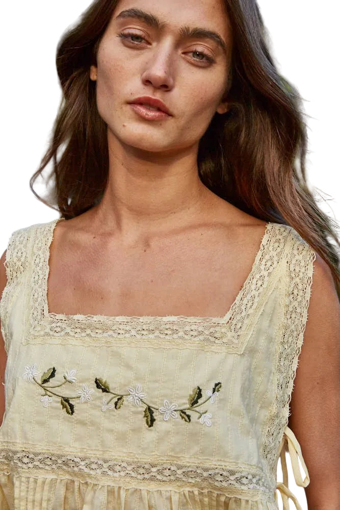Sasha Floral Embroidery Top