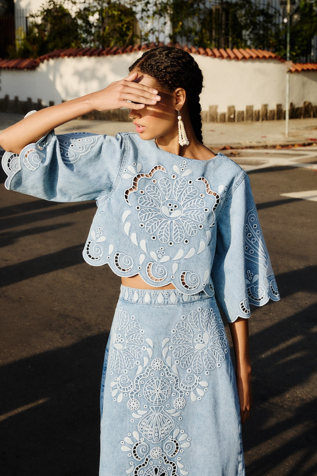 Richelieux Cropped Blouse