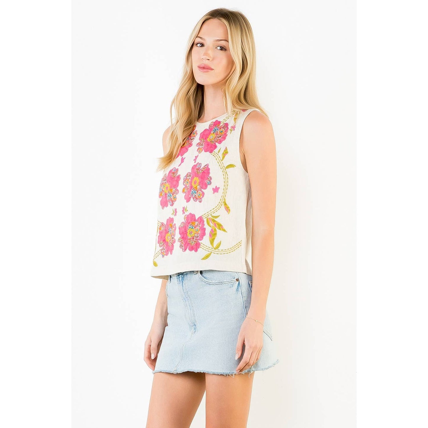 Carrie Sleeveless Floral Top