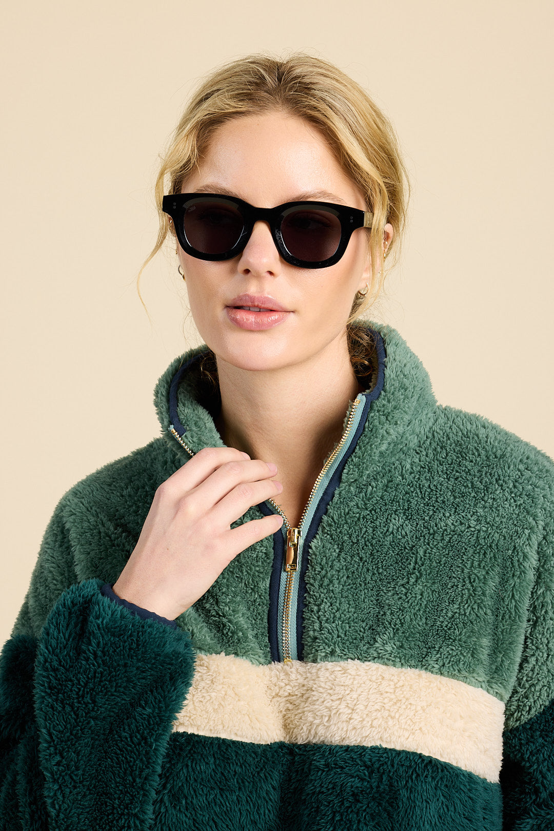 Casey Pullover