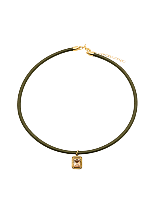 Gold Pendant Necklace