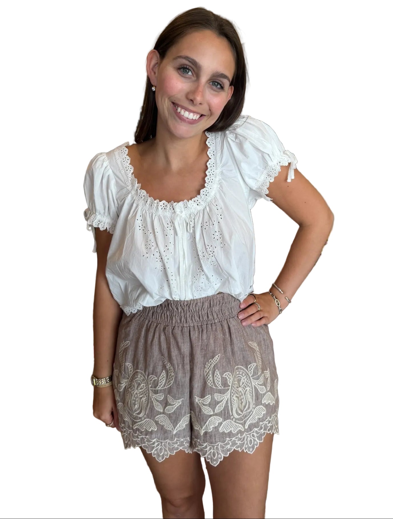 Elliot Embroidered Elastic Waist Scallop Shorts