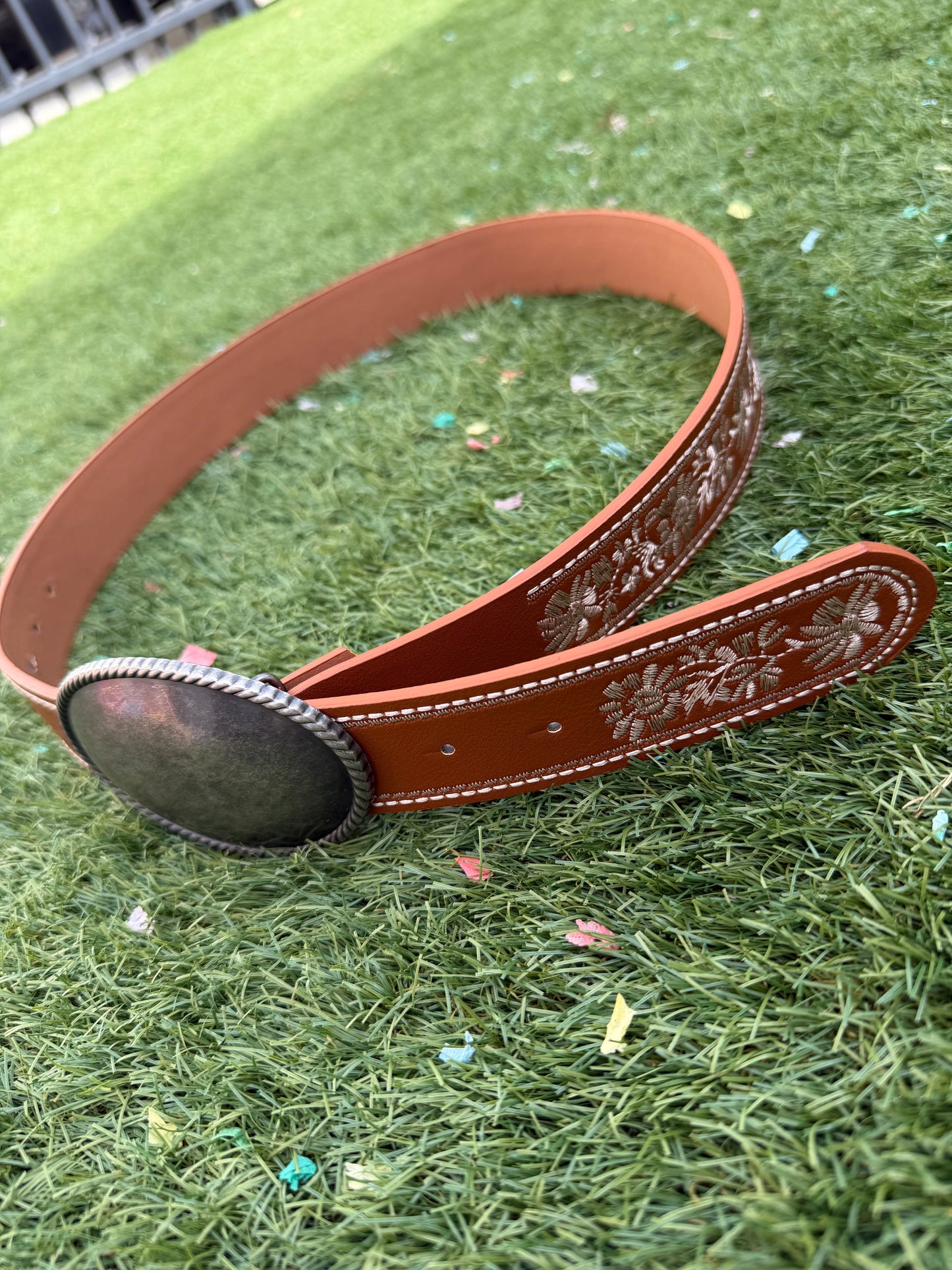 Oval Buckle Western Belts