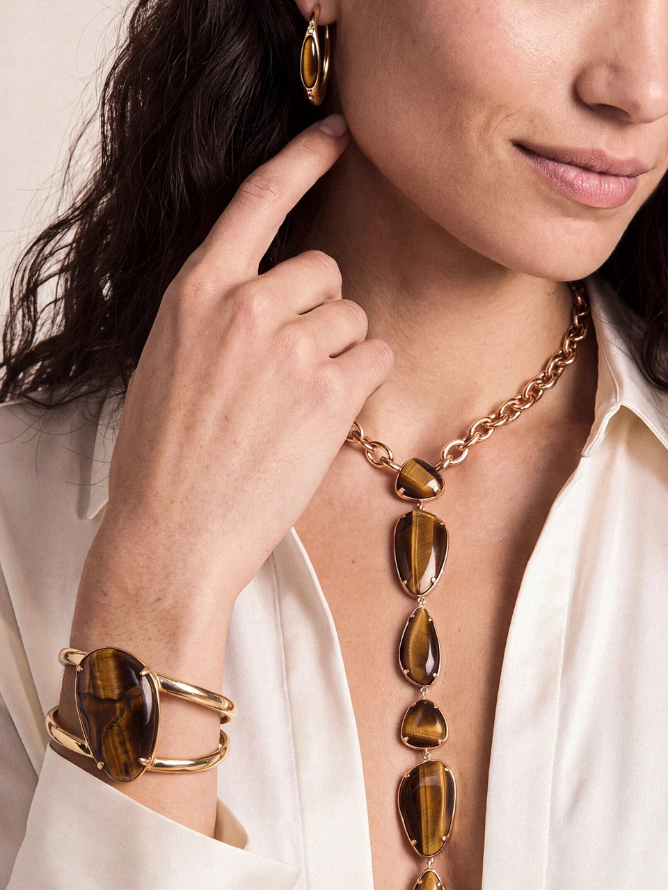 Majestic Stone Necklace in Tiger's Eye