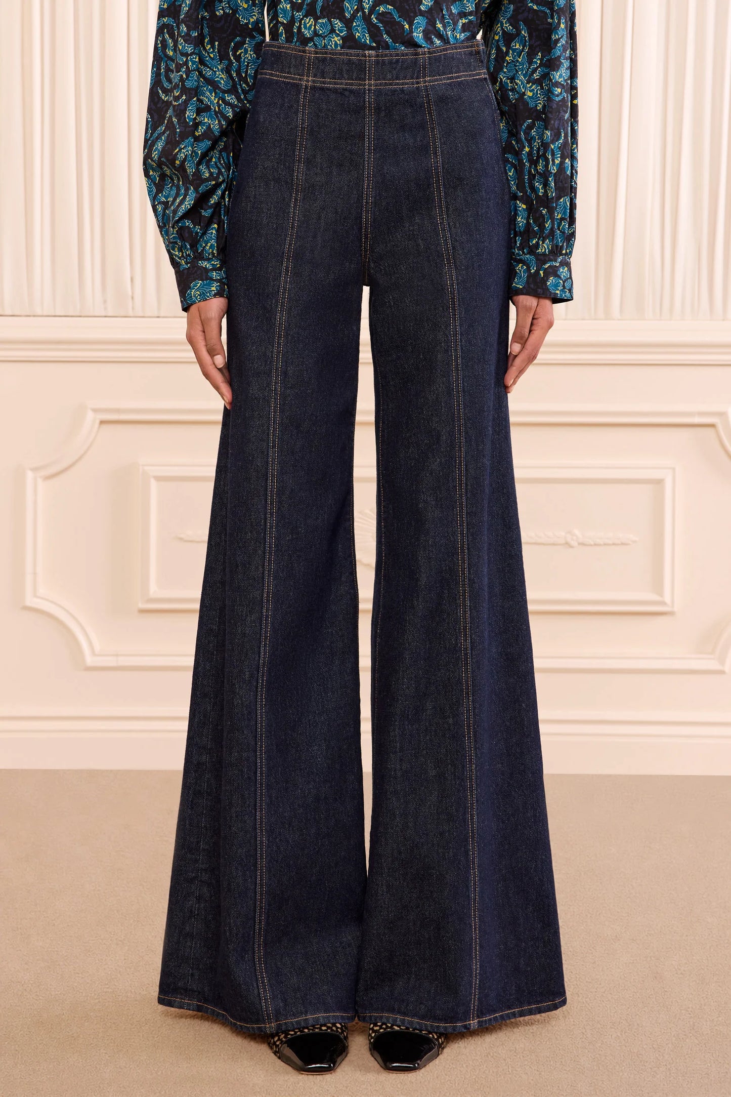 The Bianca Wide Leg Seamed Jean