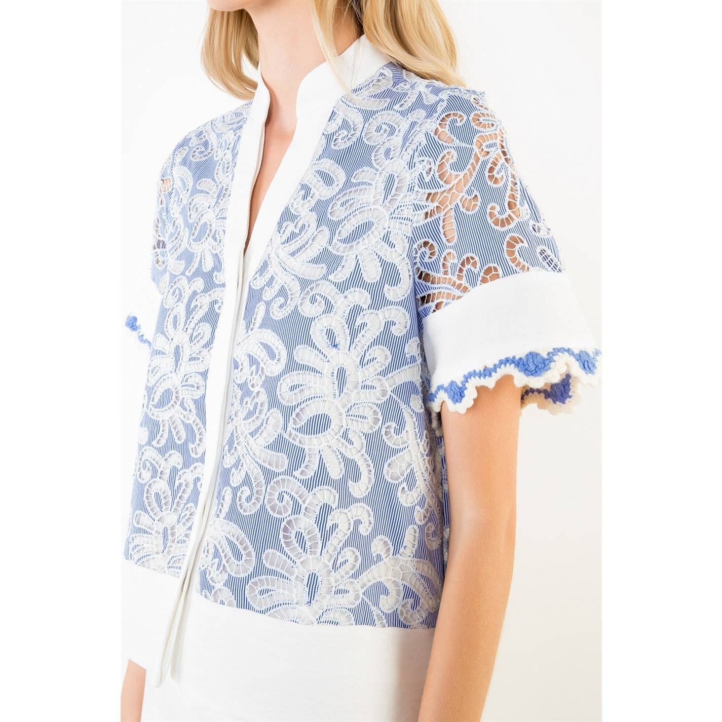 Alison Short Sleeve Lace Detailing V-Neck Top