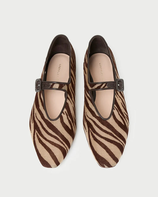 Junia Maryjane Flat
